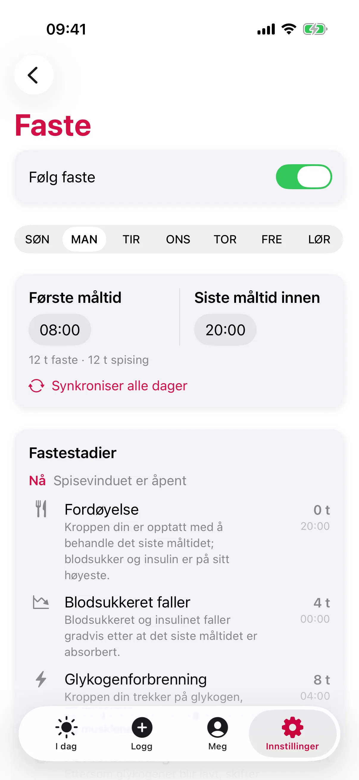 slotho-innstillingen Faste: Følg faste slått på, MAN valgt, Første måltid 08:00 og Siste måltid innen 20:00, «12 t faste · 12 t spising», og Fastestadier fra Fordøyelse til Blodsukkeret faller og Glykogenforbrenning