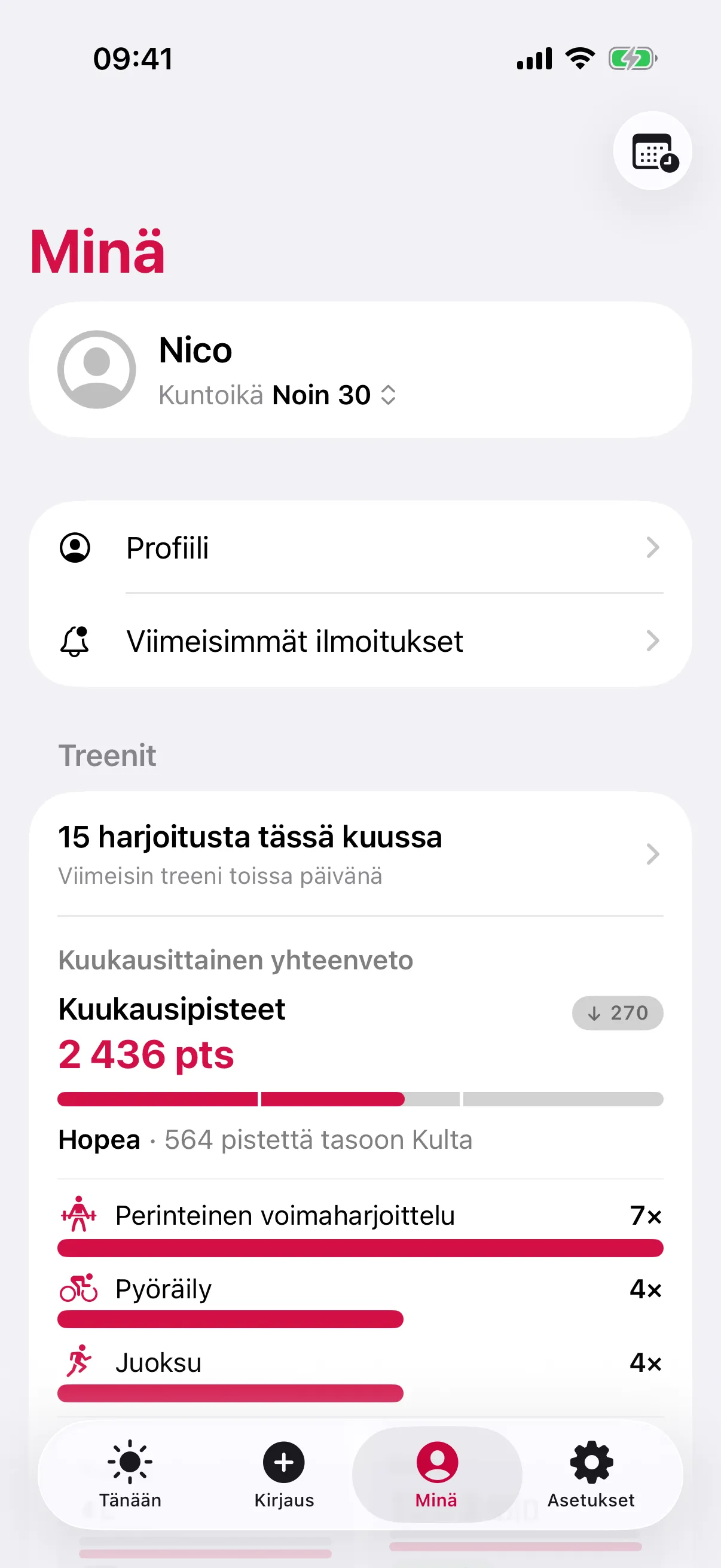 slothon Minä-näkymä: Nico, Kuntoikä Noin 30, 15 harjoitusta tässä kuussa, Kuukausipisteet 2 436 pts tasolla Hopea sekä Perinteinen voimaharjoittelu 7×, Pyöräily 4× ja Juoksu 4×